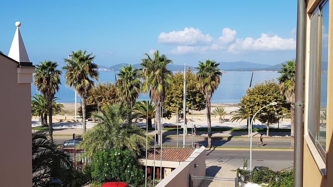 Appartamento In Centro Fronte Spiaggia Del Lido Con Terrazza Vista Mare E Wi-Fi Alguer Exterior foto